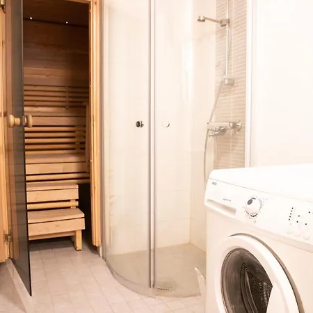 Etelaerinne E - Ruka Jurmuntie 10 *